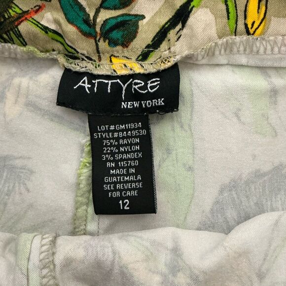 Attyre stretch skort, tropical leaf print with pockets. Sz 12 Never worn - Picture 5 of 7